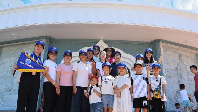 How to Navigate Vietnam’s Travel Market Like a Local Expert | Phan Van DMC